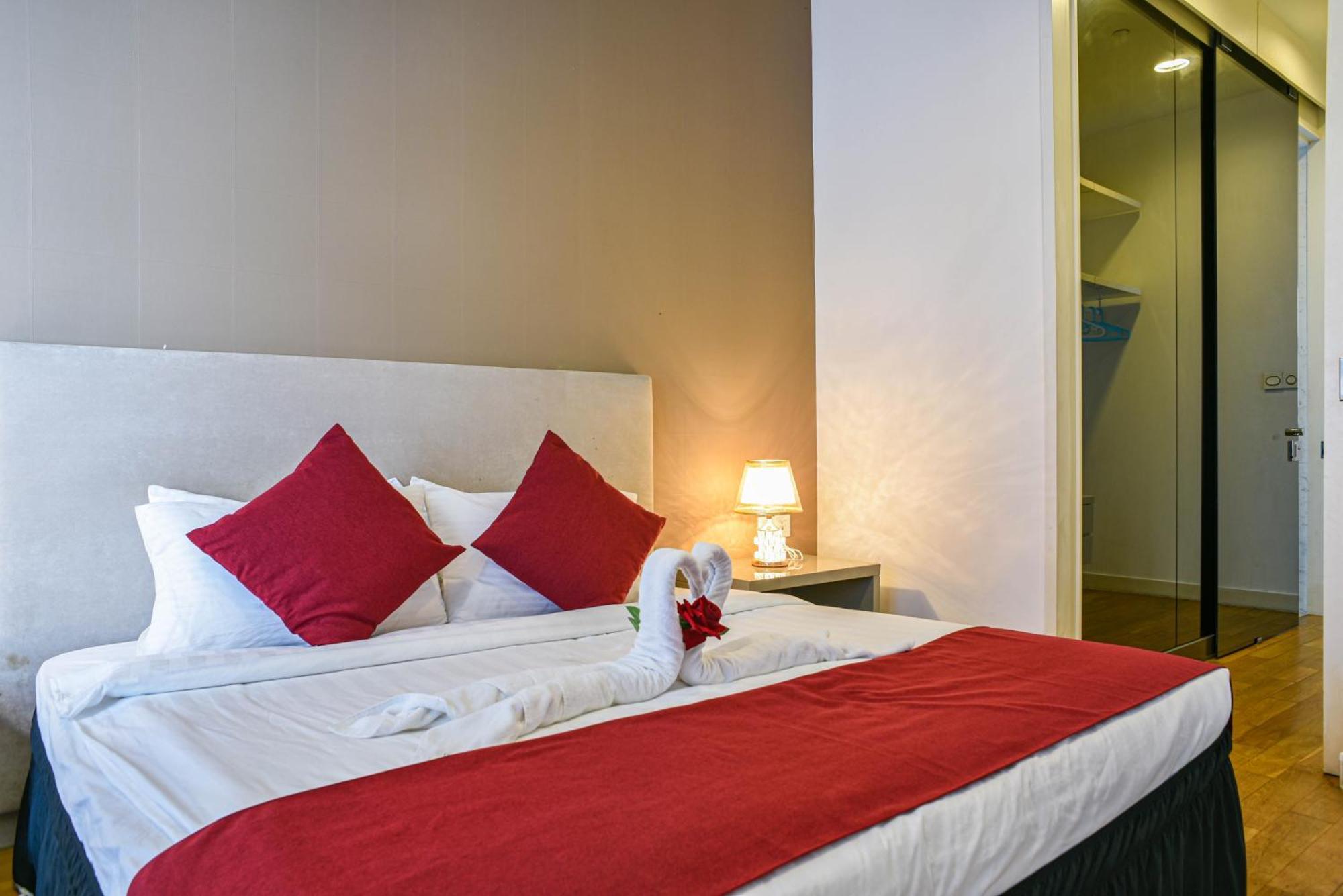 Flixses Suites At Platinum Klcc Куала-Лумпур Экстерьер фото