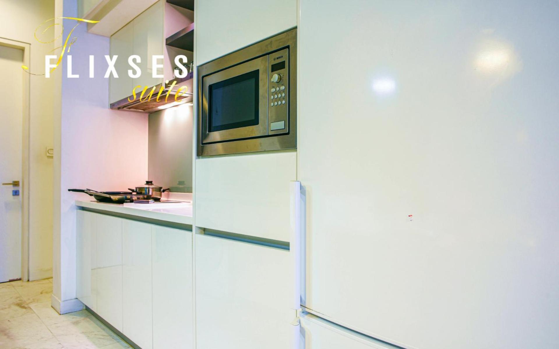Flixses Suites At Platinum Klcc Куала-Лумпур Экстерьер фото